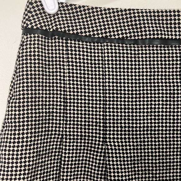 Tristan & Iseut Square Pattern Mini Sides Pleated Skirt Size 12 - Picture 4 of 16